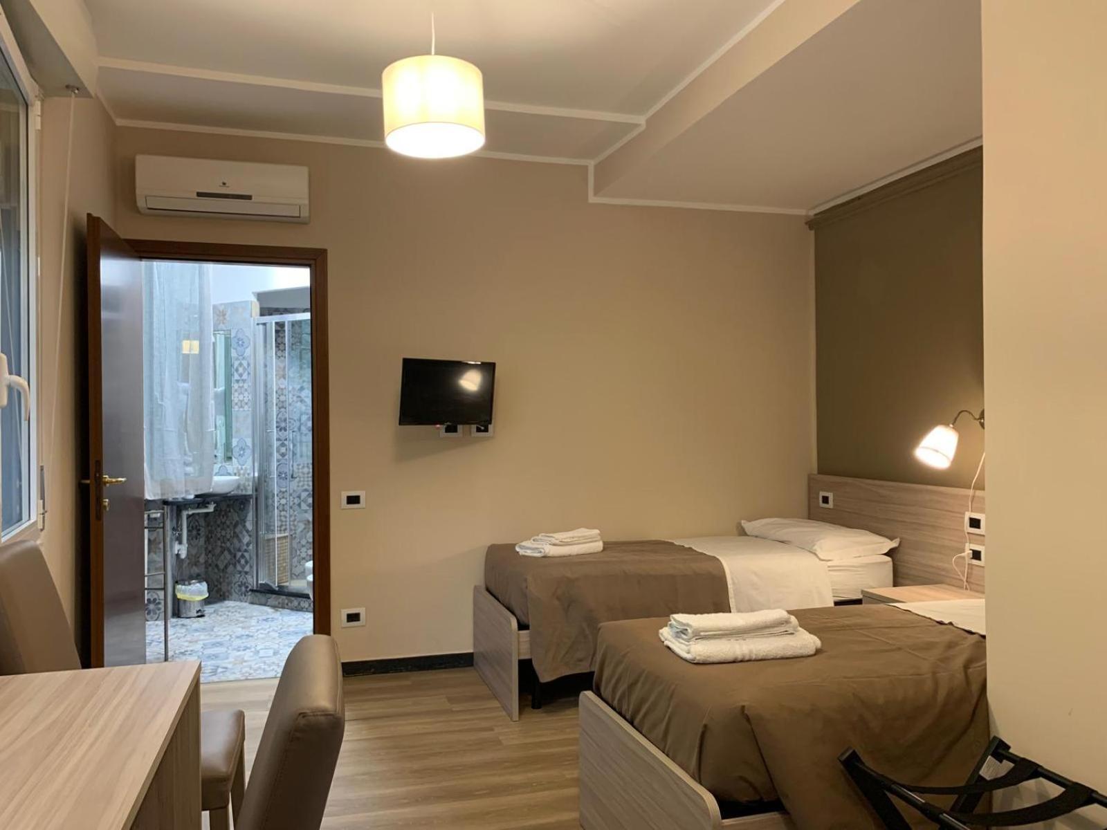 Albergo Locanda Diana Γένοβα Εξωτερικό φωτογραφία