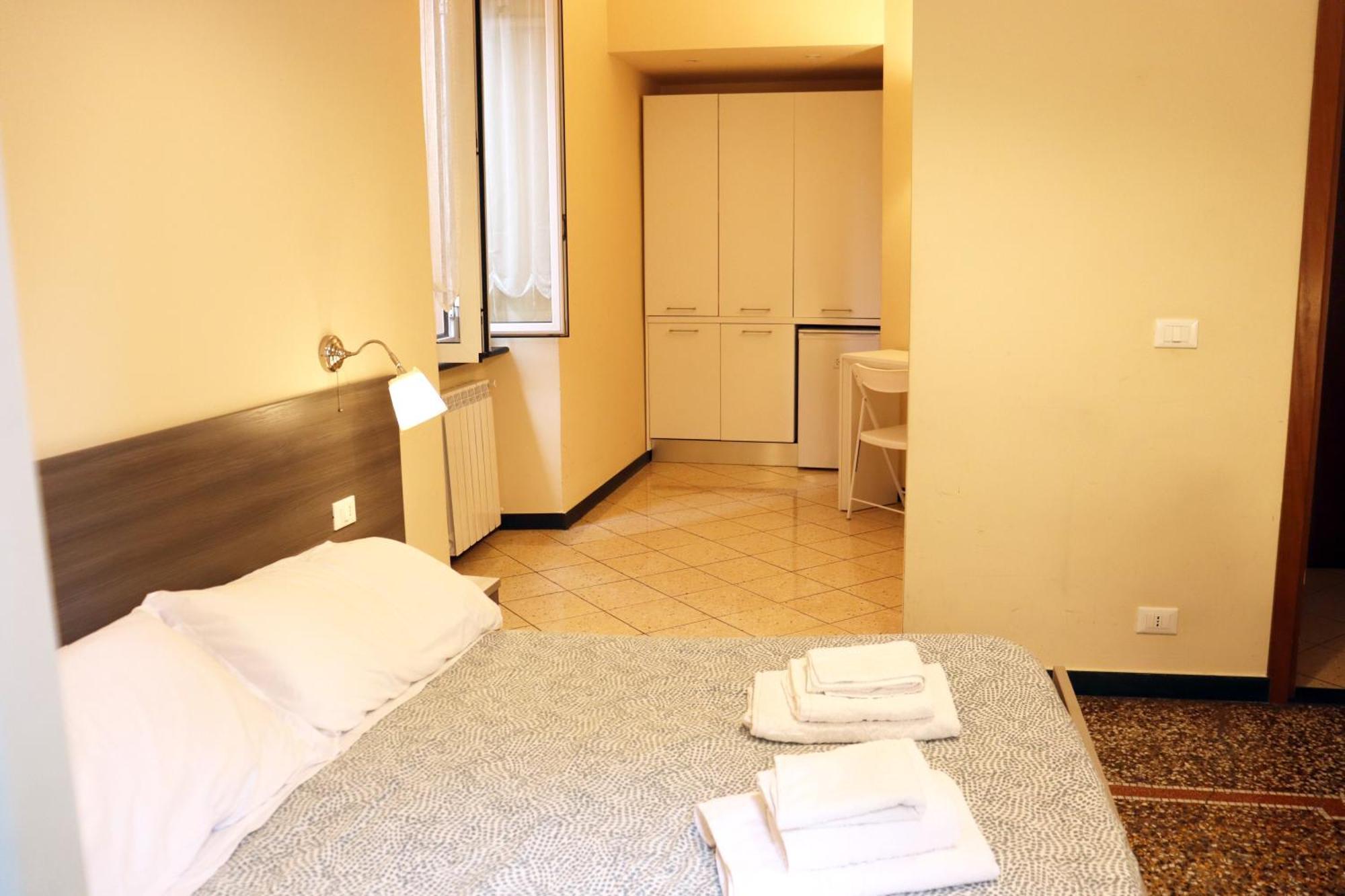 Albergo Locanda Diana Γένοβα Εξωτερικό φωτογραφία