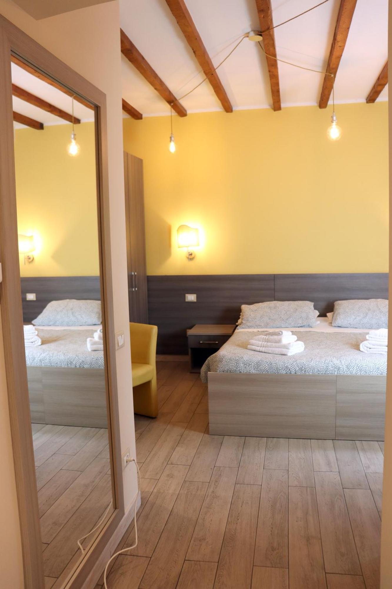 Albergo Locanda Diana Γένοβα Εξωτερικό φωτογραφία