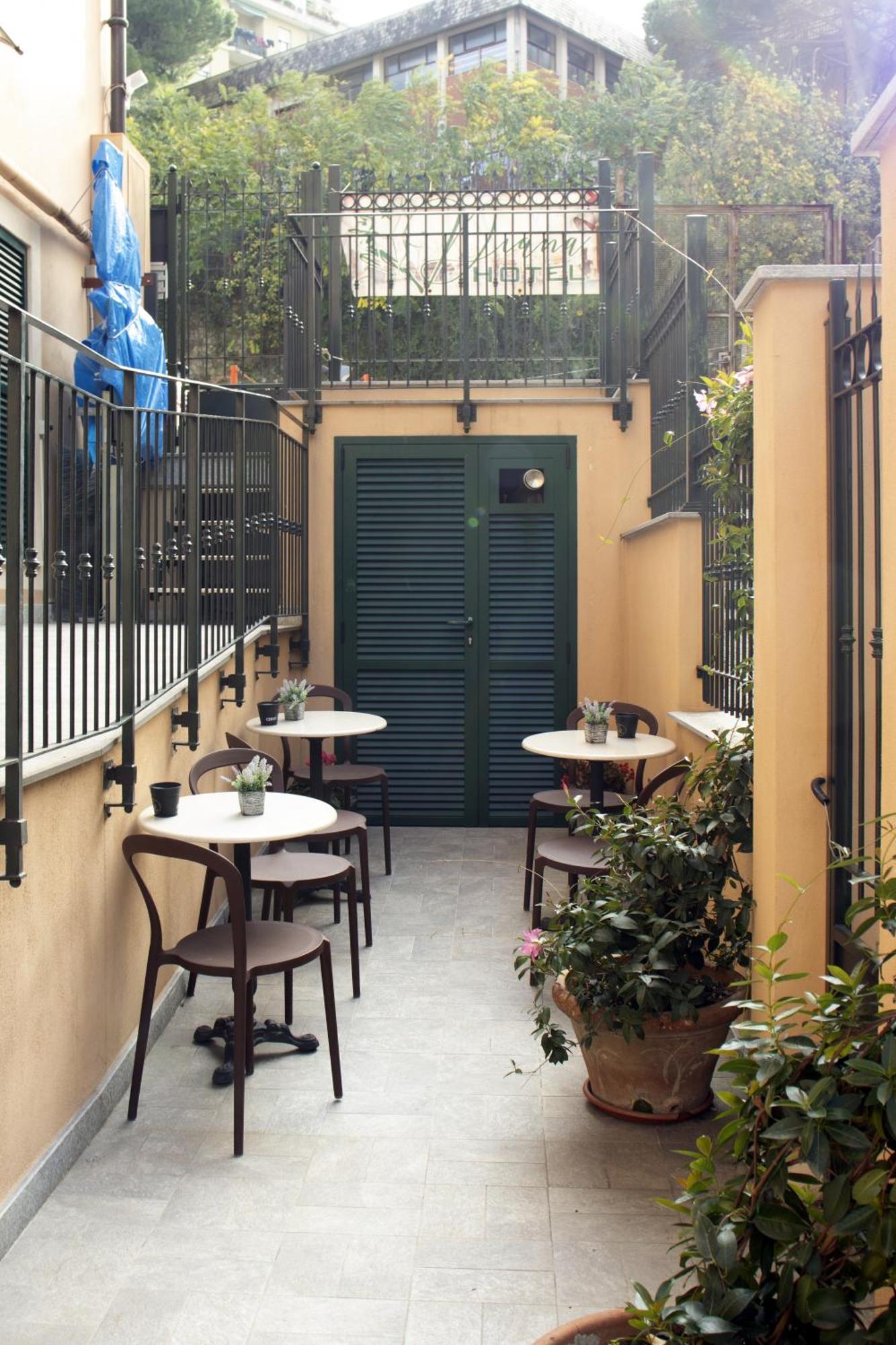 Albergo Locanda Diana Γένοβα Εξωτερικό φωτογραφία